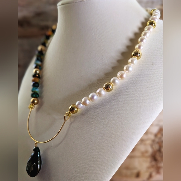 Emerald Glass Beads & Natural Pearls In Assymetrical Necklace W/ Pearl Pendant - Picture 2 of 7